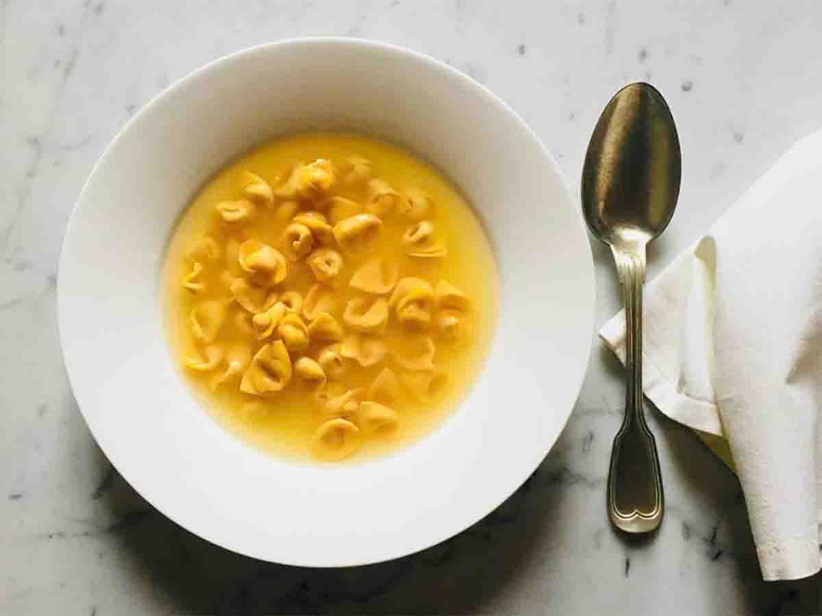 Tortellini in brodo (instagram)