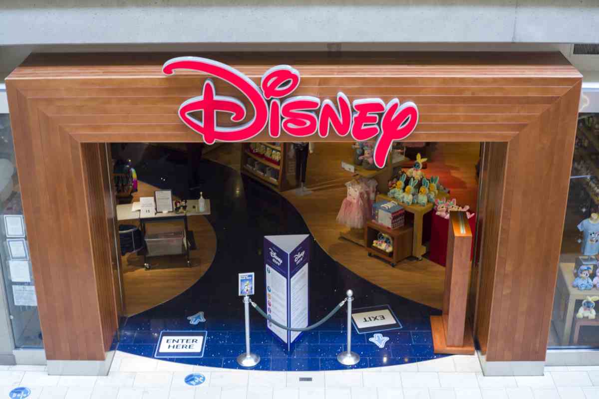 Chiusura Disney Store (AdobeStock)