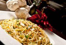 Spaghetti aglio, olio e peperoncino (AdobeStock)