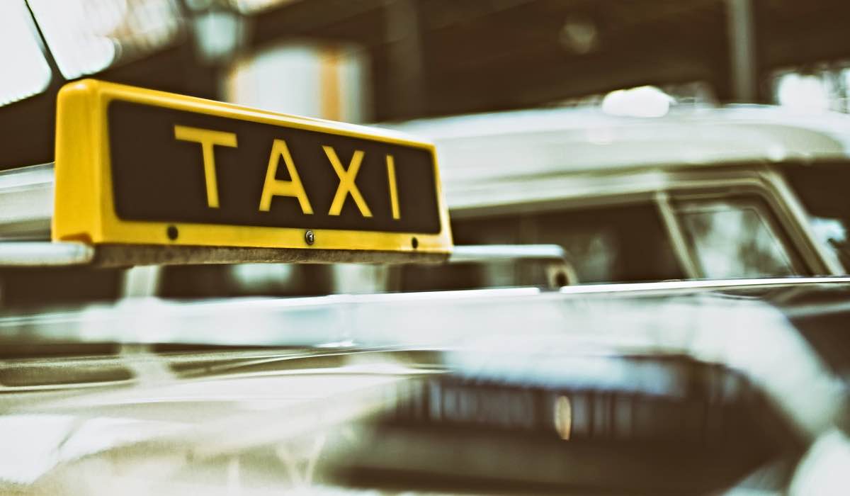 Bonus Taxi: come funziona, a chi spetta e quanto costa la corsa?