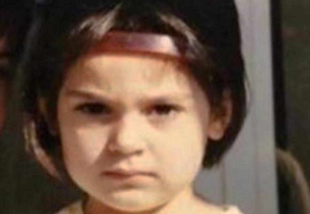 Anna Tatangelo da piccola