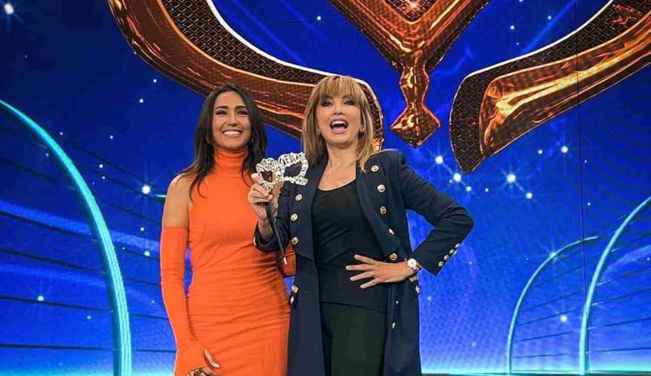 cantante mascherato balivo