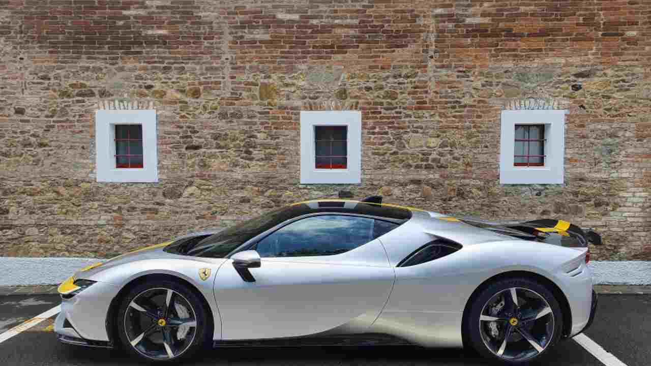 ferrari sf90 stradale