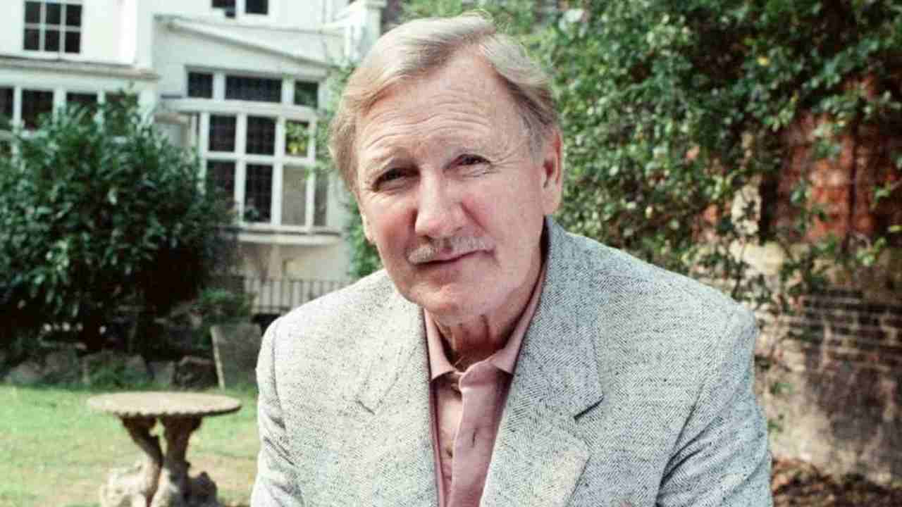 Leslie Phillips